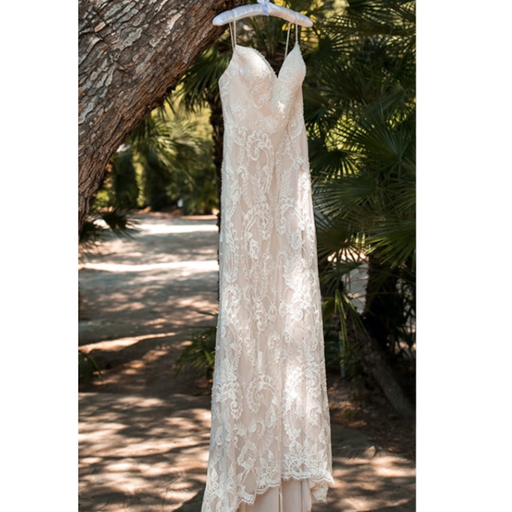 NWT Chic Nostalgia Bailey Ivory Blush Mermaid Wedding Dress Size 6